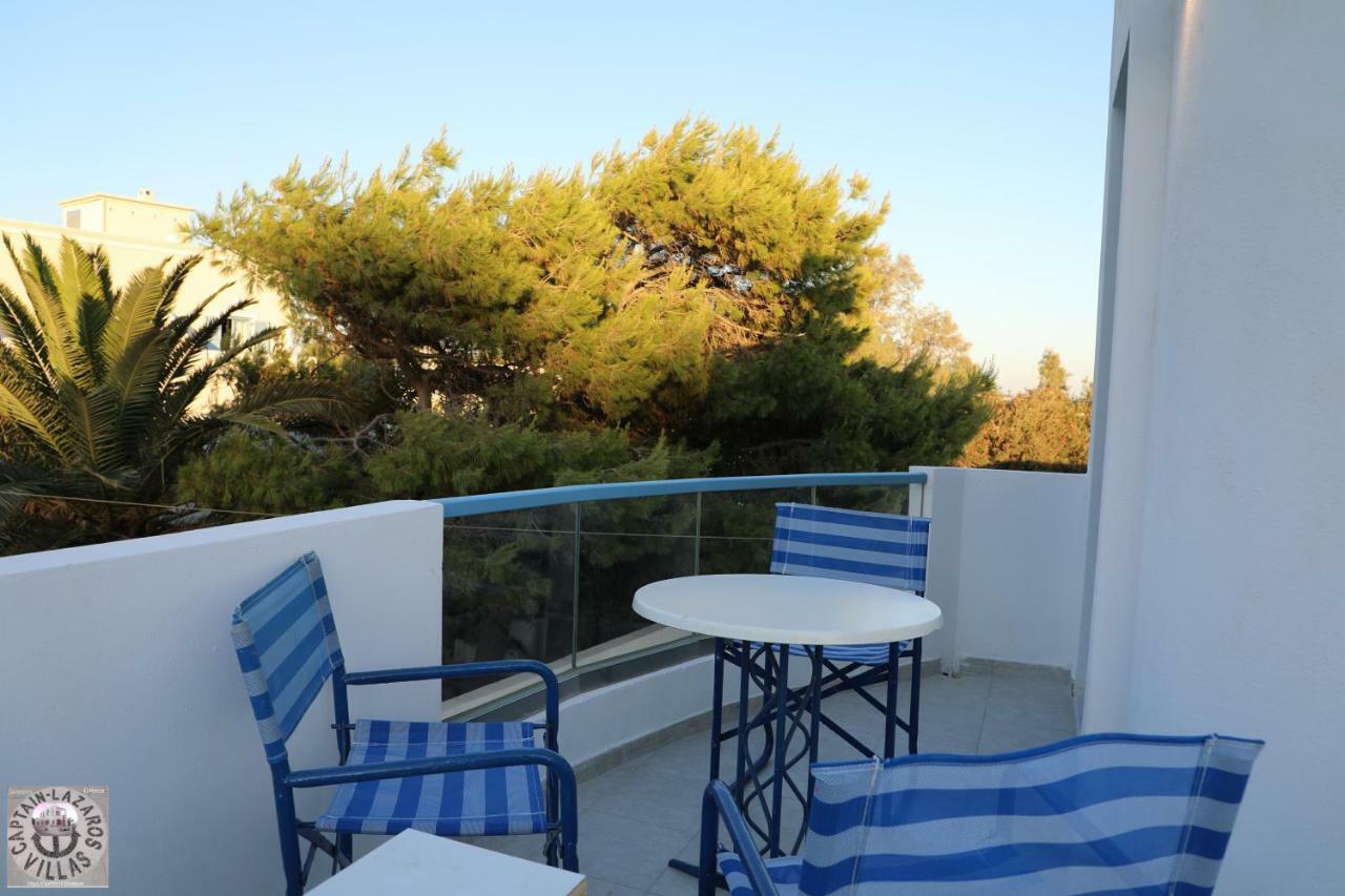 Located By The Sea One Beachfront Private Captain Lazaros Pool Villa With Loft In 750Sqm Spacious Private Plot-Jacuzzi-Sunrelax-Furnished Terace-Gazebo-Private Parking,Sleep 3 Adults And 2 Children, Just Steps From The Black Beach-Seaview Perísza Kültér fotó