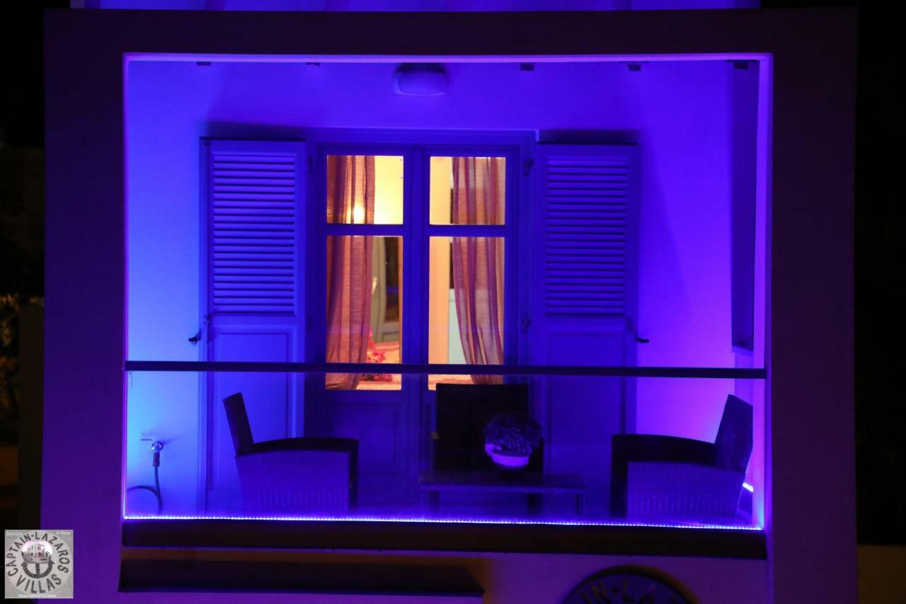 Located By The Sea One Beachfront Private Captain Lazaros Pool Villa With Loft In 750Sqm Spacious Private Plot-Jacuzzi-Sunrelax-Furnished Terace-Gazebo-Private Parking,Sleep 3 Adults And 2 Children, Just Steps From The Black Beach-Seaview Perísza Kültér fotó
